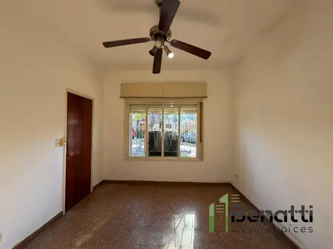 Alquiler de casa tipó PH en PB frente 2amb y 1/2 con patio