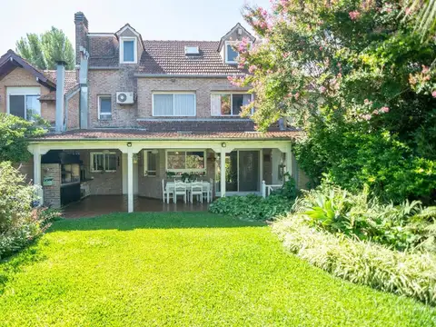 Casa en Venta de 4 dormitorios