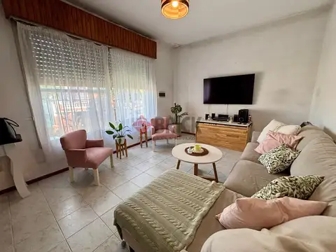Casa en Venta en Villa Adelina, USD 170.000