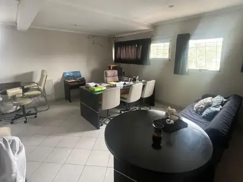 Local en Alquiler en Barrio Don Bosco, $ 3.800.000