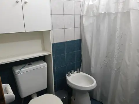 Venta Casa 3 ambientes con Jardin