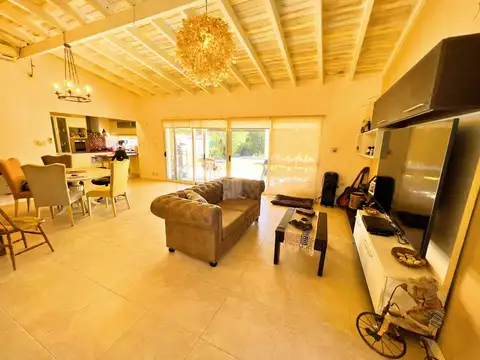 TDS 3 - Bv de la Alegría 500