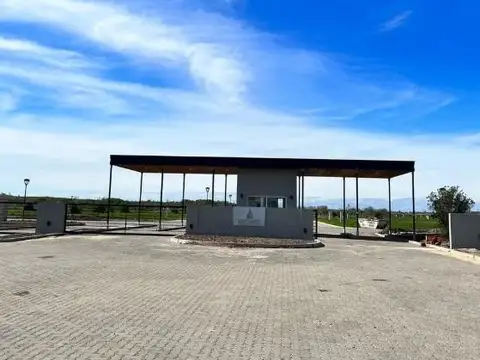 Terreno en Venta 44  mts Fondo