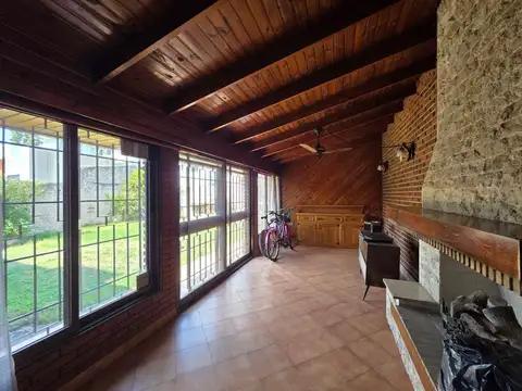 Casa en Alquiler en Hurlingham, USD 900