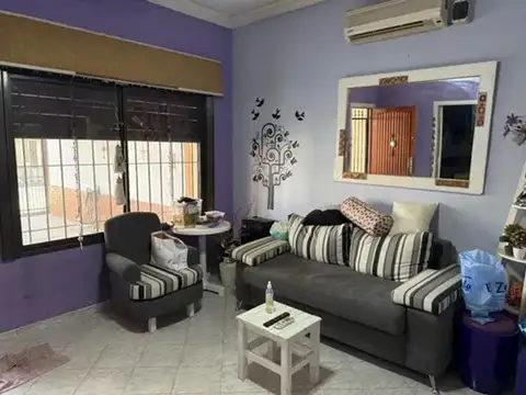 Casa En Ph En Venta En Valentín Alsina Con Cochera