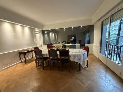 Departamento en Alquiler con 1 cocheras