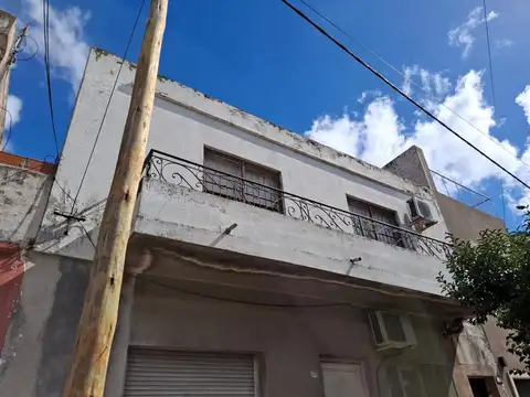 Primera Junta 1500, Piso 1