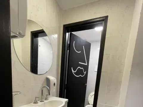 Local en Alquiler en Constitucion, $ 3.000.000