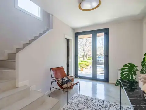Casa en Venta en San Isidro Labrador, USD 390.000