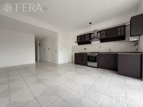 Venta departamento 3 ambientes con cochera y balcón en villa domínico