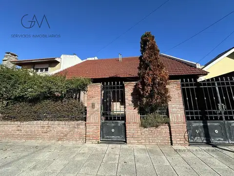 Santa Cruz 3700, Mar Del Plata, Buenos Aires, Argentina.