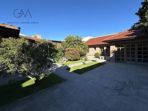 Casa en Alquiler de 3 dormitorios
