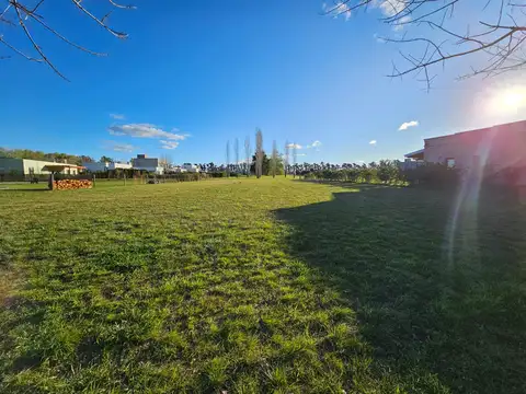 Terreno en Venta 23  mts Frente