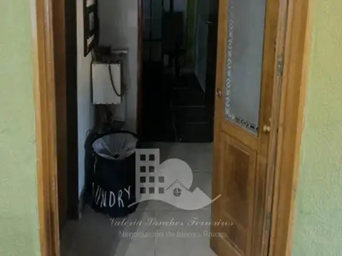Casa 3 ambientes con 1 baño