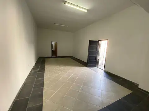 Local en Alquiler en Lanús, $ 800.000