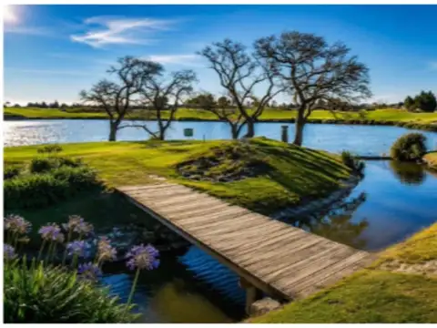 Terreno en Venta en Buenos Aires Golf, USD 310.000