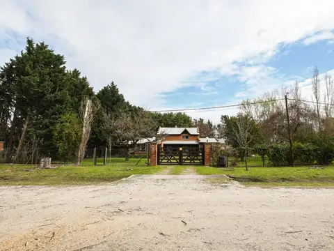 Casa 5 ambientes con 3 baños