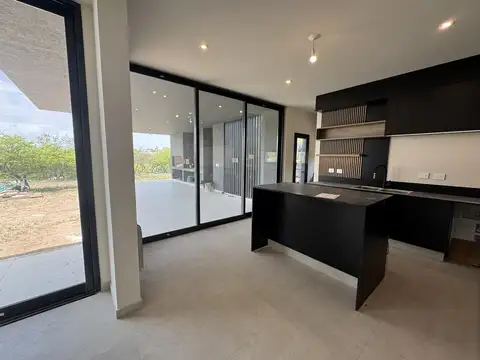 ¡Venta! Casa en La Pankana ¡ A Estrenar!