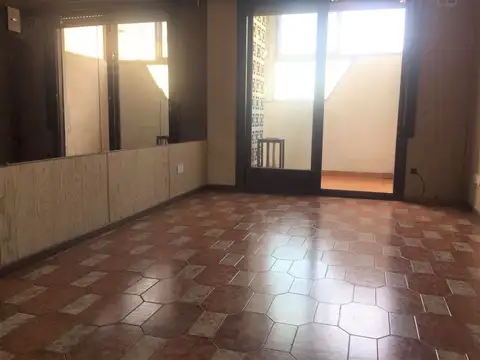 DEPARTAMENTO 3 AMB. BCON CON CERRAMIENTO BAULERA