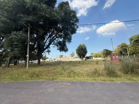 VENTA DE TERRENO BARRIO LA FRONDA GAS NATURAL ASFALTO SIN EXPENSAS PERMUTA POR VEHICULO