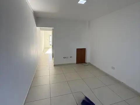 Departamento en Venta en Los Hornos, USD 85.000