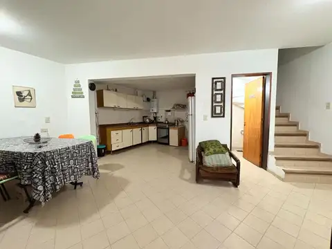 Depto Tipo Casa en Venta de 4 ambientes