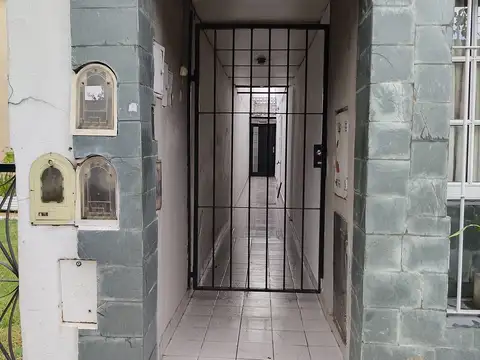Depto Tipo Casa en Alquiler en Villa Lugano, $ 600.000