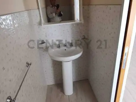 Depto Tipo Casa en Alquiler en Parque Castelli, $ 990.000