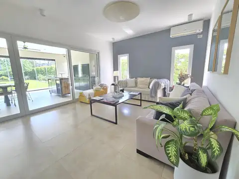 Casa en Alquiler Temporal en Las Liebres, USD 6.000