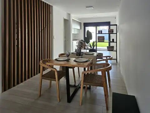 Casa 5 ambientes con 3 baños