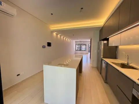 Tríplex Amplio con Jardín – Confort y Estilo en Cada Rincón