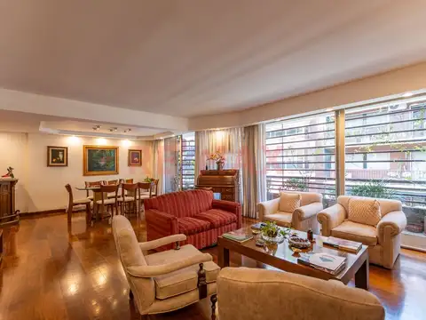 Departamento en Venta de 5 ambientes