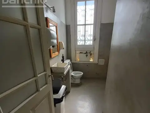 Oficina en Alquiler en Funes, $ 3.200.000