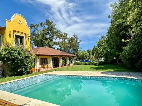 Casa 4 ambientes con 3 baños