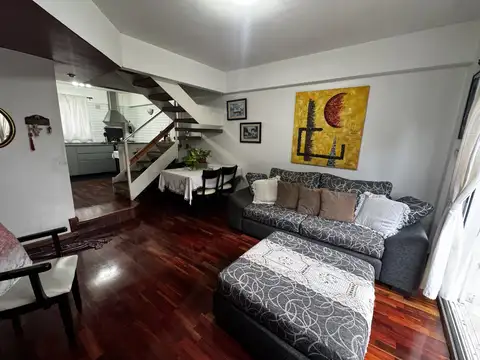 Depto Tipo Casa en Venta de 3 dormitorios