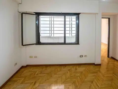 Departamento en Venta en Villa del Parque, USD 76.000