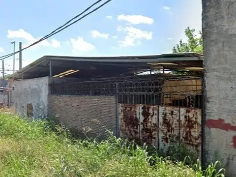 Galpon en Venta 30  mts Frente