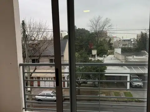 Villegas 2300, Piso 2