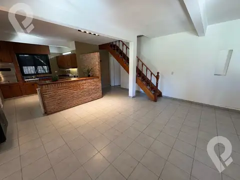 Casa en Alquiler de 3 dormitorios