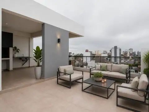 VENTA. DEPTO. 3 AMBIENTES. BALCÓN. AMENITIES. COCHERA. BERNAL.