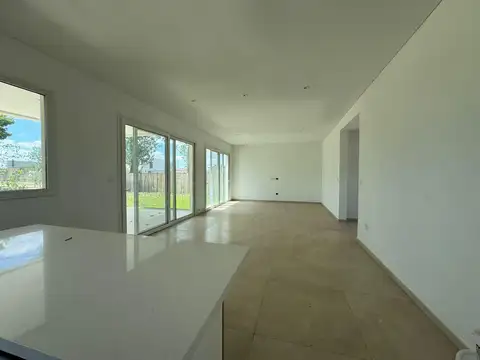 Casa en Alquiler A Estrenar