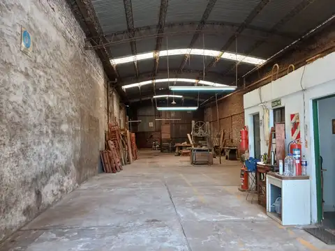 Galpon en Alquiler 8  mts Frente