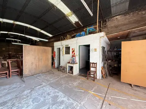 Galpon en Alquiler 41  mts Fondo