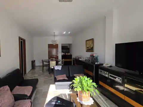 Departamento en Venta en Villa Pueyrredon, USD 215.000