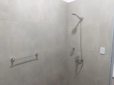 Galpon en Venta en Ituzaingó, USD 300.000