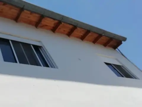 Depto Tipo Casa en Alquiler en Lanús Este, $ 750.000