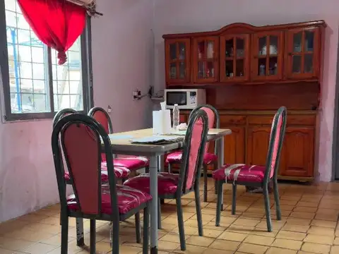 Casa 4 ambientes con 1 baño