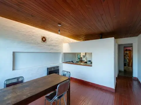 VENTA DE CASA DE 3 DORMITORIOS Y 600 MTS DE JARDIN