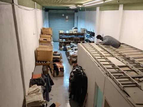 IMPORTANTE  Local - 4.90 x 25 - 2 Plantas - Oficinas - Especial p/Fábrica o Taller - Excelente precio - Consultanos  
