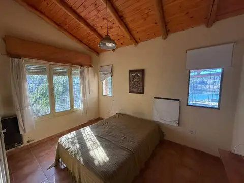 VENTA CASA FRENTE AL LAGO POTRERO DE GARAY